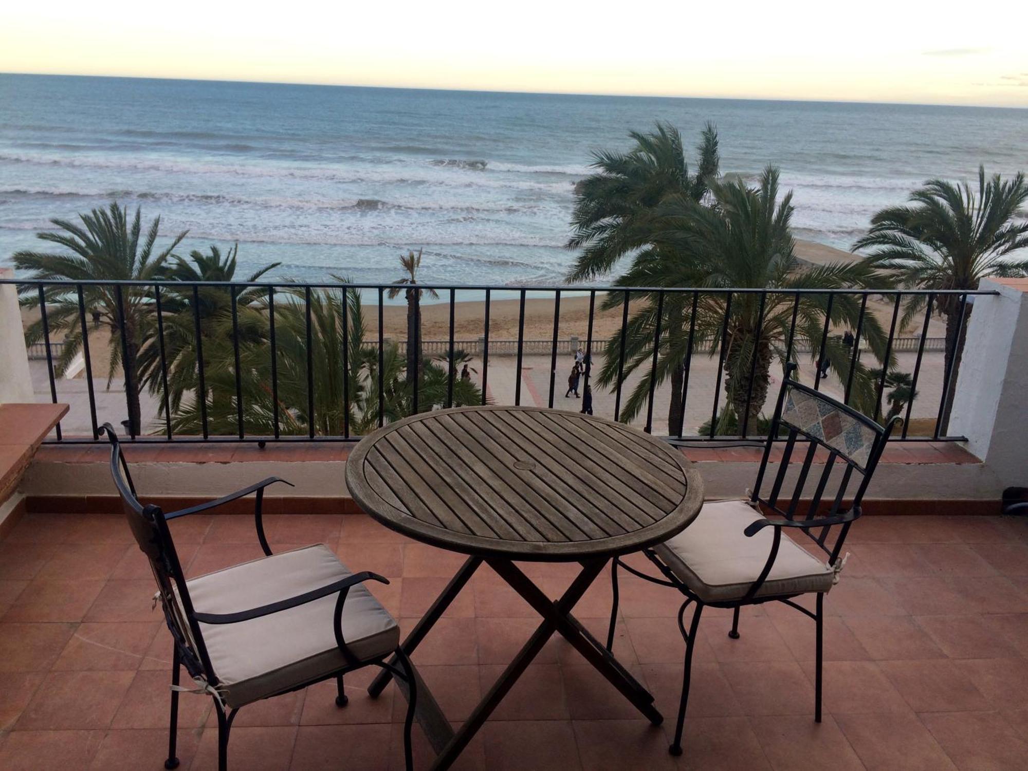 Apartaments Mare Nostrum Sitges Rum bild