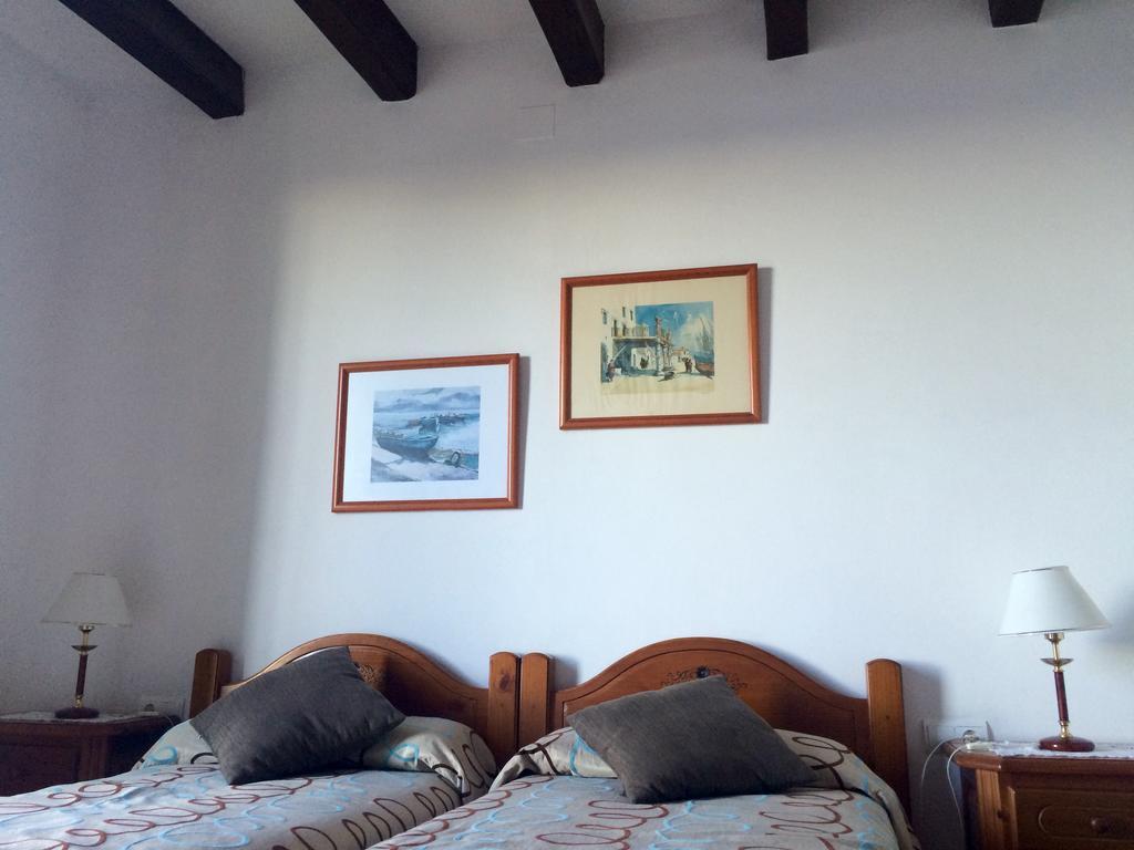 Apartaments Mare Nostrum Sitges Rum bild